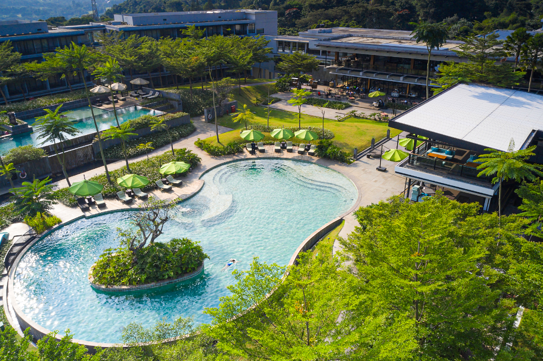 Family Pool Side View